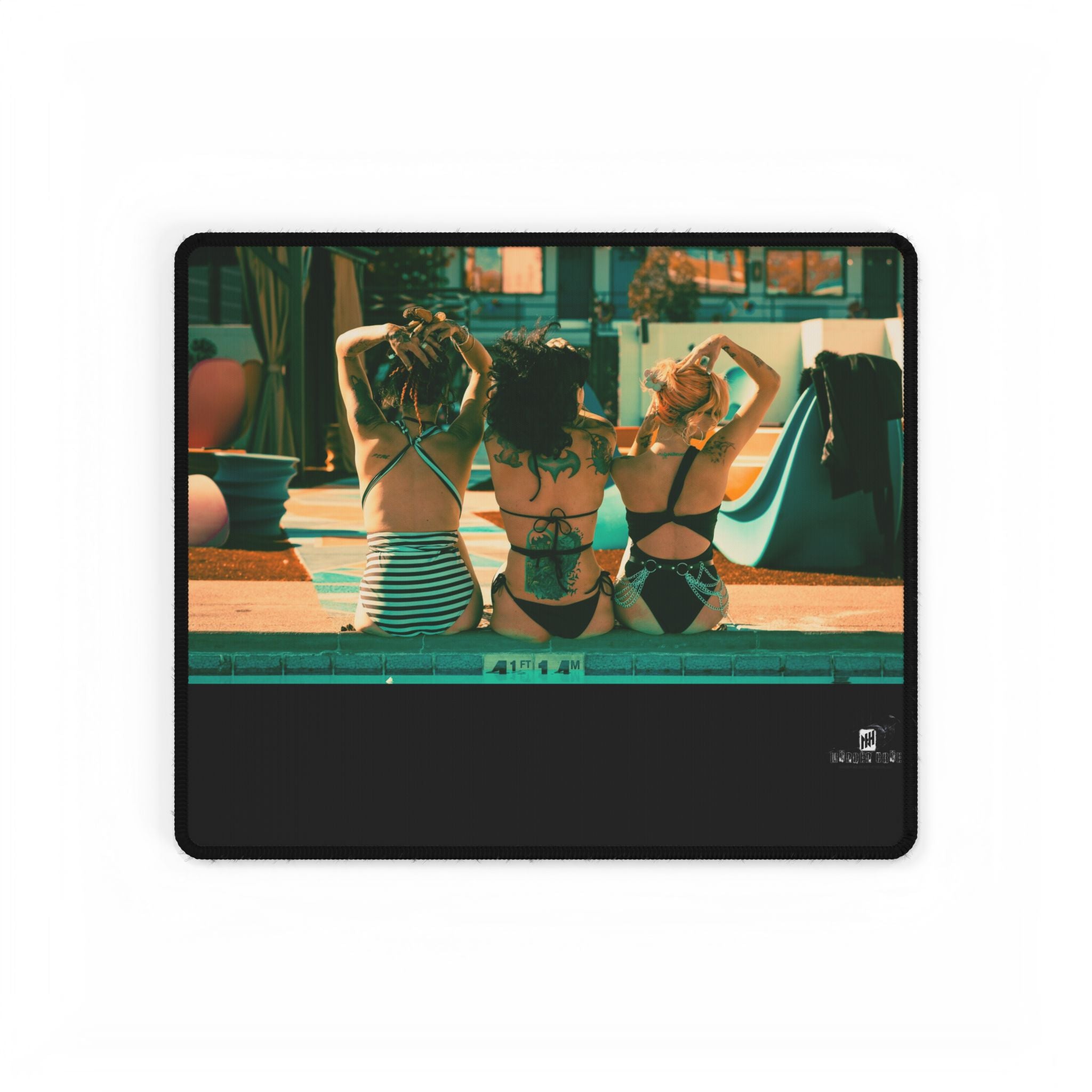 Retro Poolside Friends Desk Mat — Vintage Summer Vibe Mouse Pad
