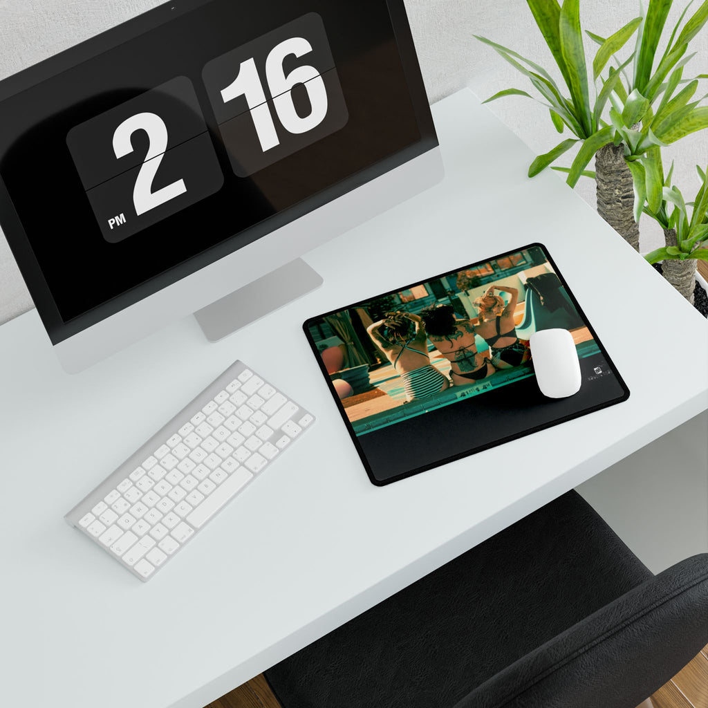 Retro Poolside Friends Desk Mat — Vintage Summer Vibe Mouse Pad